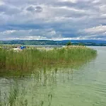 Ahornlounge Am Murtensee アパート